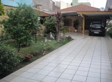 Casa de 3 quartos, São Paulo · Casa Térrea 3 dormitórios 2 suites 6 vagas  240 AC espaço gourmet