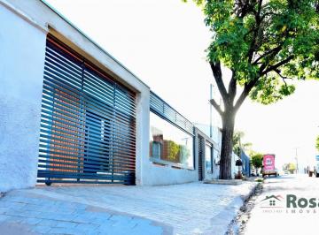 Casa · 311m² · 6 Quartos · 2 Vagas · Sobrado comercial e residencial para venda CPA II Cuiabá