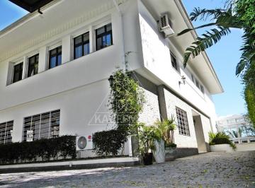 Casa · 500m² · 4 Quartos · 10 Vagas · Excelente Casa Residencial no Pacaembu de 500 m² área útil, terreno de 683 m², com 10 Vagas de Garag