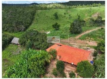 6f75d74867eb9dad71bad009822a8b5a.jpg · Fazenda com 235 hectares, dupla aptidão, distante 17km da zona urbana, toda cercada com arame liso