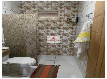 d0426b3d97dea009ac19d7bdb7e6de0a.jpg · Sítio com 6 hectares, casa com 3 quartos