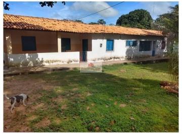 9583aaa80a130e84b37fb74a83bb8b02.jpg · Fazenda com 4750 hectares, casa sede e 2 casas