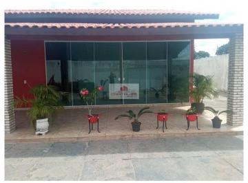 454720277b27034296284b0cd2d1d800.jpg · Casa com 3 quarto, sendo 1 suíte com closet