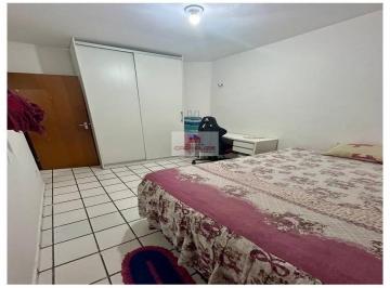 cd184b5189c7753f9d60c7268b958c6f.jpg · Apartamento zona sul, primeiro andar, 2 quartos, banheiro, cozinha com área de serviço