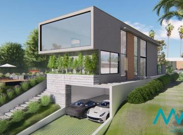 Casa · 486m² · 5 Quartos · 6 Vagas · Casa Nova Final de Obra no Cond. Campos do Conde em Alphaville