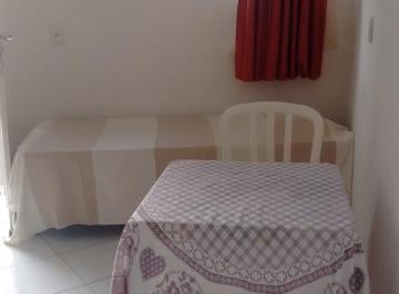 Apartamento · 25m² · 1 Quarto · Kitnet nos Bancários - R$700,00 (incluso água e energia)