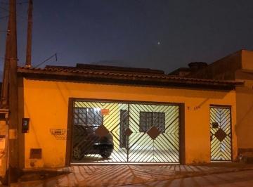 Casa de 3 quartos, Mogi das Cruzes · Casa terrea  jd.  Layr - Mogi das cruzes  (próximo ao jd santa Tereza)