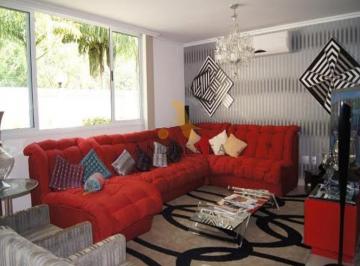 Casa · 226m² · 4 Quartos · 3 Vagas · Venda de Casa em Condomínio com 4 quarto(s), 3 suíte(s), 226 m², por R$ 1.4 milhão, no condomínio Re