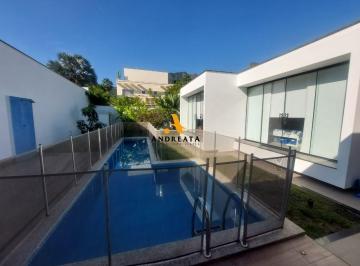 Casa · 279m² · 3 Quartos · 4 Vagas · Venda de Casa em Condomínio com 3 quarto(s), 3 suíte(s), 279 m², por R$ 2.8 milhões, no condomínio R