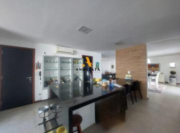Casa · 279m² · 3 Quartos · 4 Vagas · Venda de Casa em Condomínio com 3 quarto(s), 3 suíte(s), 279 m², por R$ 2.8 milhões, no condomínio R