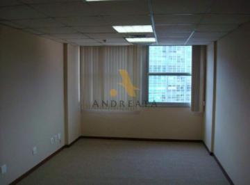 Comercial · 74m² · Aluguel de Sala Comercial, 74 m², por R$ 5 mil, no condomínio De Paoli em Centro.