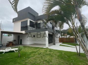Casa de 4 quartos, Ilhéus · CASA 2 PISO - 4 SUÍTES - PRAIA DOURADA - ILHÉUS/BA