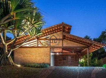 Fachada · Casa à venda no Condomínio Granja Viana.