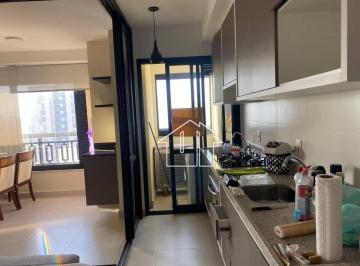 c433ee65a0b371219485032529798c481193a09e · Apto 45m², 1 suíte, varanda com vidros e persianas, andar alto, MOBILIADO