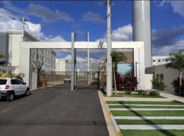 frente · Apartamento Padrão em São Carlos
