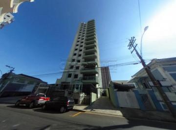 frente · Apartamento Padrão em São Carlos