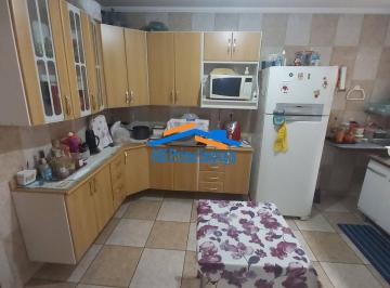 Casa · 129m² · 4 Quartos · 2 Vagas · Sobrado com 209,86 m², 4 Dormitórios e 2 Vagas - Conj. Metalúrgicos.