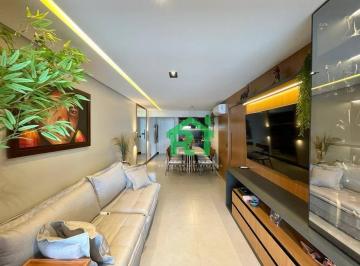 Sala · Apartamento à beira mar com 2 quartos (1 suíte), 2 vagas e lazer à venda em Jardim Astúrias, Guarujá