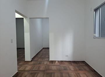 Casa de 2 quartos, Embu das Artes · casa de fundos próximo ao centro do Embu das Artes.