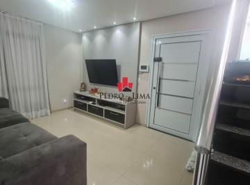 Casa · 160m² · 4 Quartos · 2 Vagas · Casa com espaço gourmet  4 suítes  2 vagas de garagem no Tatuapé