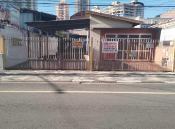 FACHADA · TERRENO CENTRO