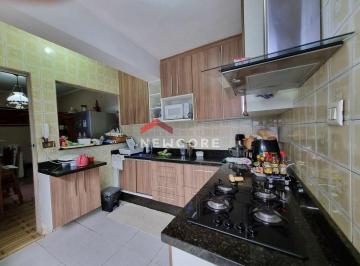 Casa · 185m² · 4 Quartos · 3 Vagas · Casa em Rua Francisco Andugar Espinosa - Chácara Agrindus - Taboão da Serra/SP