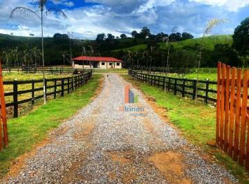 c8331c9293b9f1d576d41110c4a31d74602bc3fc · Chácara com 3 dormitórios à venda, 4400 m² por R$ 1.095.000,00 - Ouro Fino - Ouro Fino/MG