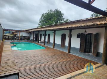 Casa · 448m² · 5 Quartos · 4 Vagas · Casa Excelente