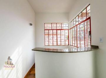 eed399cec5d38307efb55eb305ef360485990586 · Casa de 7 dormitórios para alugar no São Francisco, Curitiba | 220 m² construídos e 4 vagas