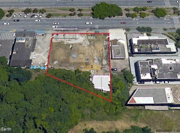 Terreno · 1755m² · Terreno 40mts frente, Enseada (lado praia)