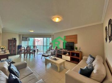 d5c0505bb6f435ea40b5a1bb97ffe18a302150d5 · Apartamento próximo à praia, 4 dormitórios (1 suíte), 2 vagas, Área de lazer, Praia das Pitangueiras