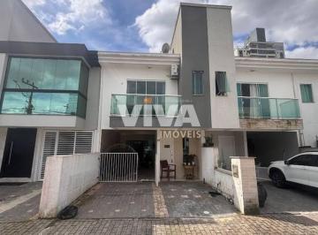 5bc09fd8832a686658c0c25631e602c1a20a7fb1 · Sobrado com 3 dormitórios à venda, 125 m² por R$ 1.200.000,00 - Dom Bosco - Itajaí/SC
