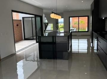 Casa · 213m² · 3 Quartos · 2 Vagas · Ótima casa em condomínio residencial bosques dos ypes na cidade de Tatuí, sendo sobradado 3 dormitór