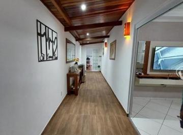 Casa · 142m² · 3 Quartos · 6 Vagas · CASA À VENDA - TERRA DOS IPÊS I - PINDAMONHANGABA - SP 