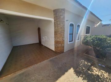 Casa · 1m² · 3 Quartos · 2 Vagas · Bairro Bom Jardim - Casa de 03 dormitórios e 2 banheiros.