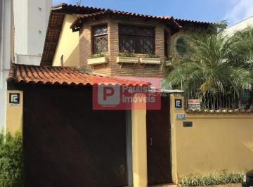 Photo 1 · Sobrado à Venda, 300 m², com 3 dormitórios, 1 suite, 4 vagas, lareira, rua super