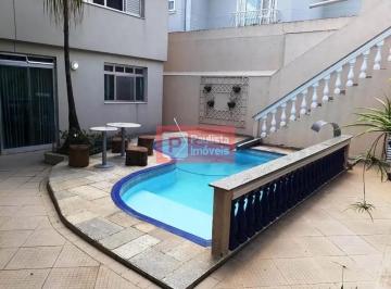 Photo 1 · Sobrado à Venda e Locação, 480 m², com 5 suites, 6 vagas cobertas, piscina - Um