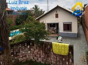 Casa · 217m² · 4 Quartos · 8 Vagas · Casa suarao Itanhaém/SP