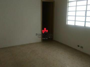 Casa · 80m² · 2 Quartos · 2 Vagas · Terreno com casa térrea  na região da Penha