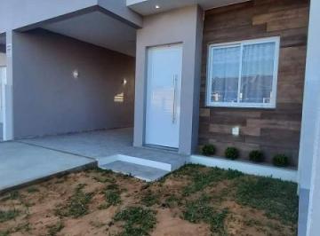Apartamento · 70m² · 2 Quartos · 1 Vaga · otima geminada de 02 dormitórios em nova tramandaí
