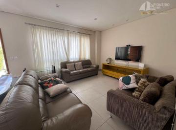 Casa · 280m² · 4 Quartos · 2 Vagas · Casa na praia de Juquehy, disponível a 600 metros da praia.