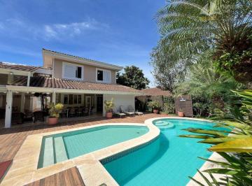 Casa · 400m² · 6 Quartos · 8 Vagas · Casa fora de condomínio para o Carnaval, em Juquehy.