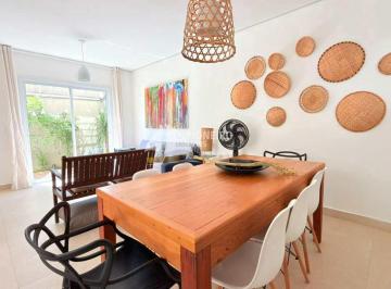 Casa · 155m² · 3 Quartos · 2 Vagas · Casa em condomínio, disponível para venda, em Juquehy.