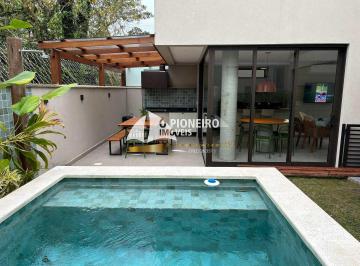 Casa · 202m² · 3 Quartos · 2 Vagas · Casa de condomínio disponível para venda em Cambury.