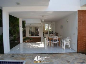 Casa · 250m² · 4 Quartos · 2 Vagas · Casa fora de condomínio disponível para venda em Barra do Una.