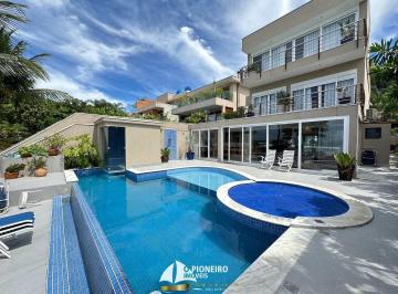 Casa · 300m² · 6 Quartos · 3 Vagas · Casa fora de condomínio disponível para temporada em Juquehy.