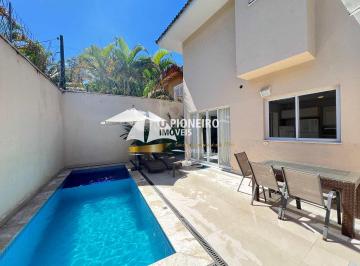Casa · 200m² · 5 Quartos · 2 Vagas · Casa em condomínio disponível para férias em Juquehy!