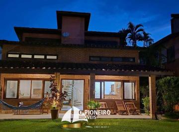 Casa · 200m² · 4 Quartos · 5 Vagas · Casa em condomínio para locação anual na praia da Baleia!