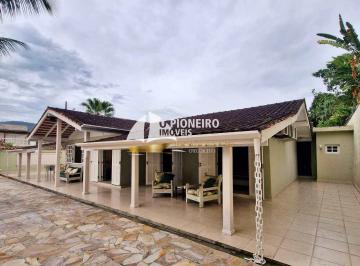 Casa · 180m² · 4 Quartos · 5 Vagas · Casa fora de condomínio a venda em Juquehy! Venha conferir!