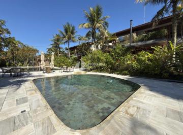 Casa · 160m² · 3 Quartos · 2 Vagas · Casa para locação anual na praia do Engenho!